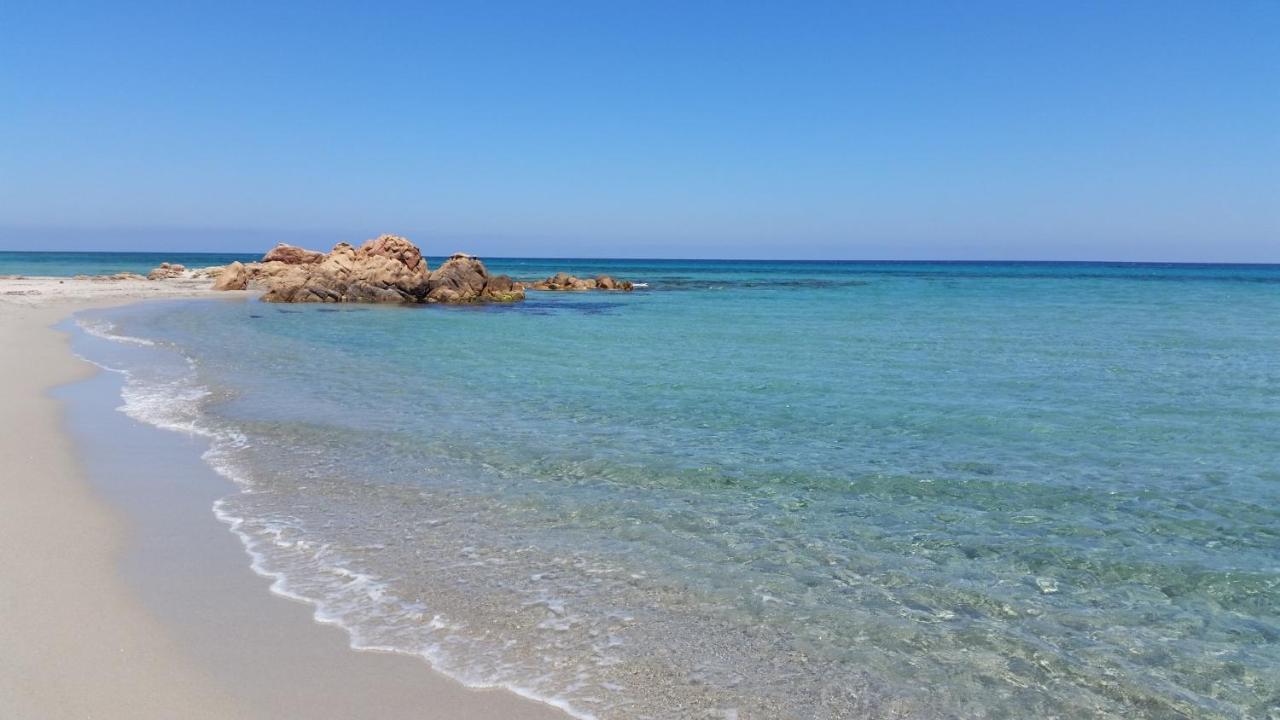 Agriturismo La Casa Delle Fate Loiri Porto San Paolo Luaran gambar