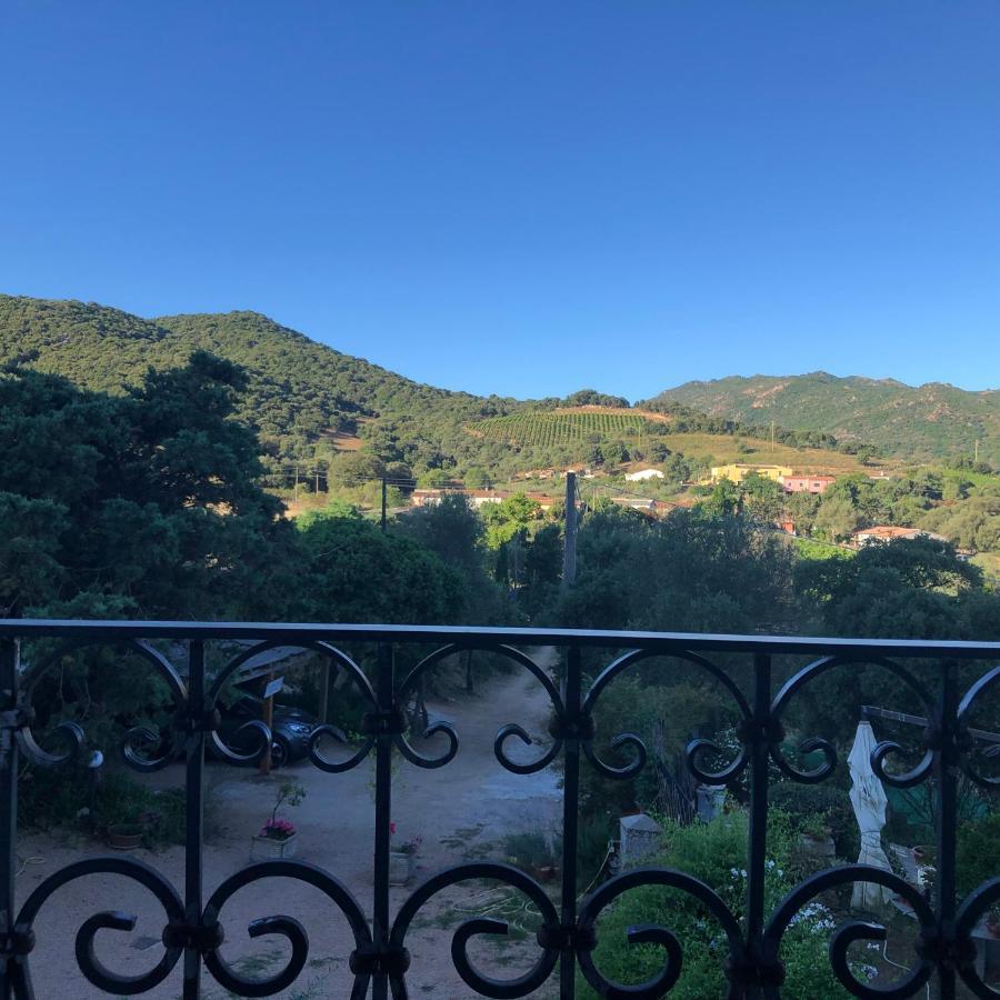 Agriturismo La Casa Delle Fate Loiri Porto San Paolo Luaran gambar