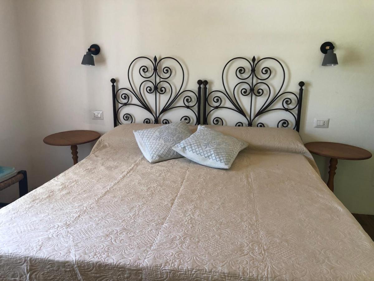 Agriturismo La Casa Delle Fate Loiri Porto San Paolo Luaran gambar