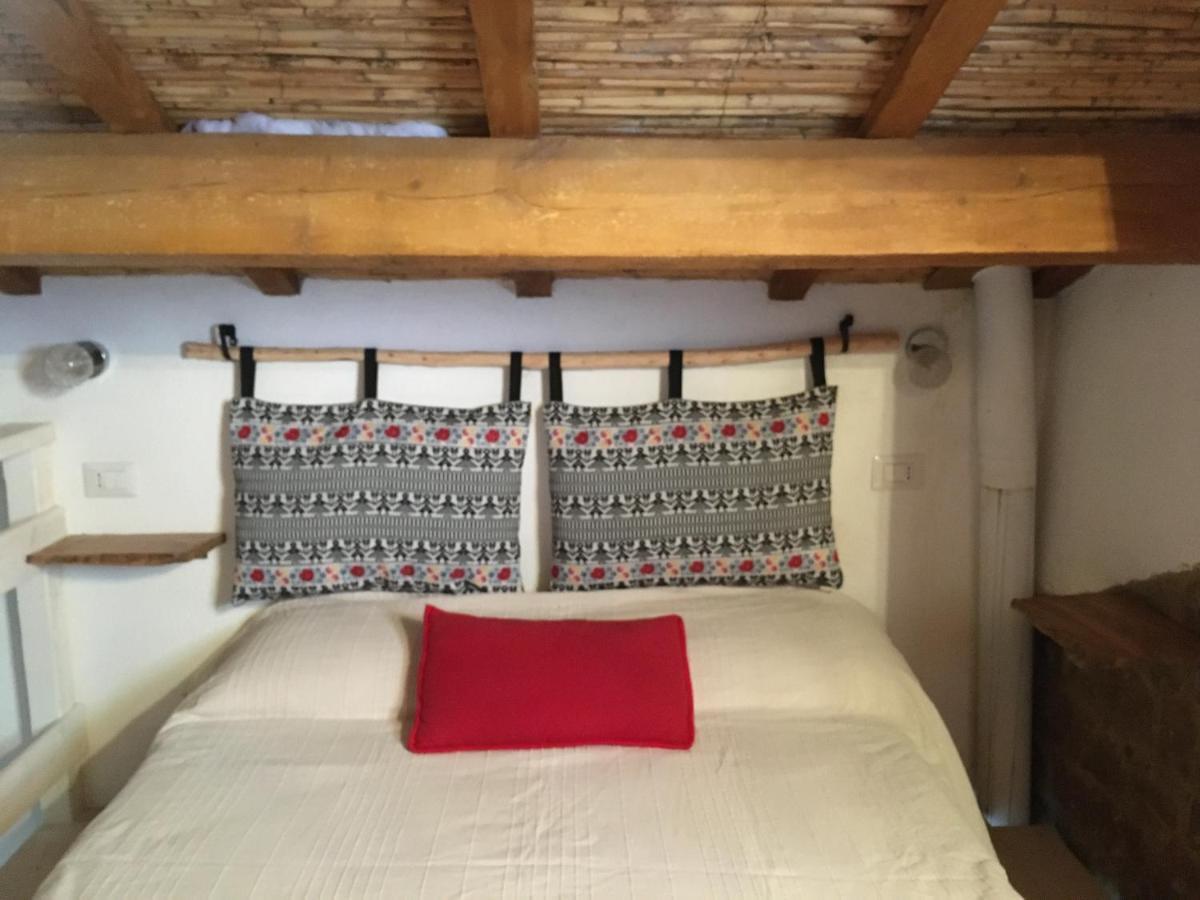 Agriturismo La Casa Delle Fate Loiri Porto San Paolo Luaran gambar