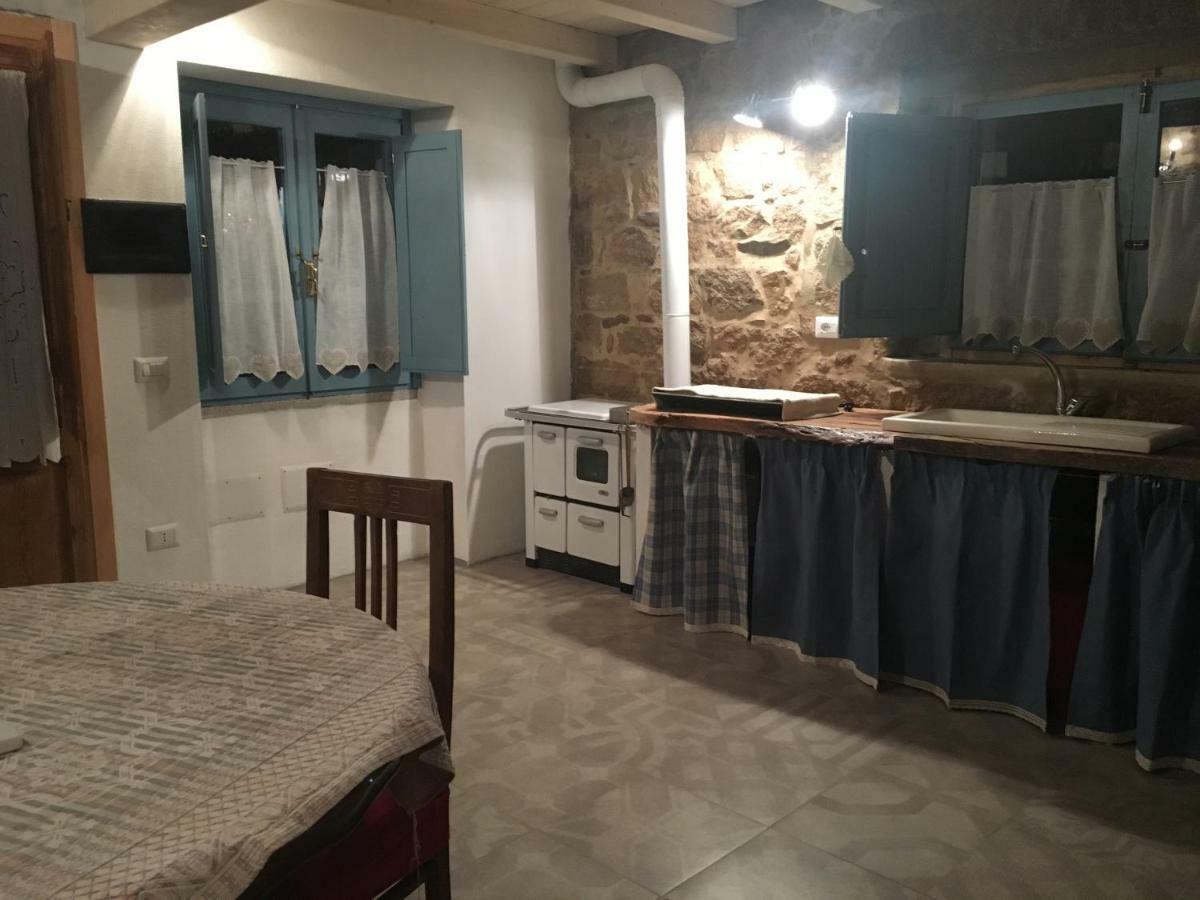 Agriturismo La Casa Delle Fate Loiri Porto San Paolo Luaran gambar