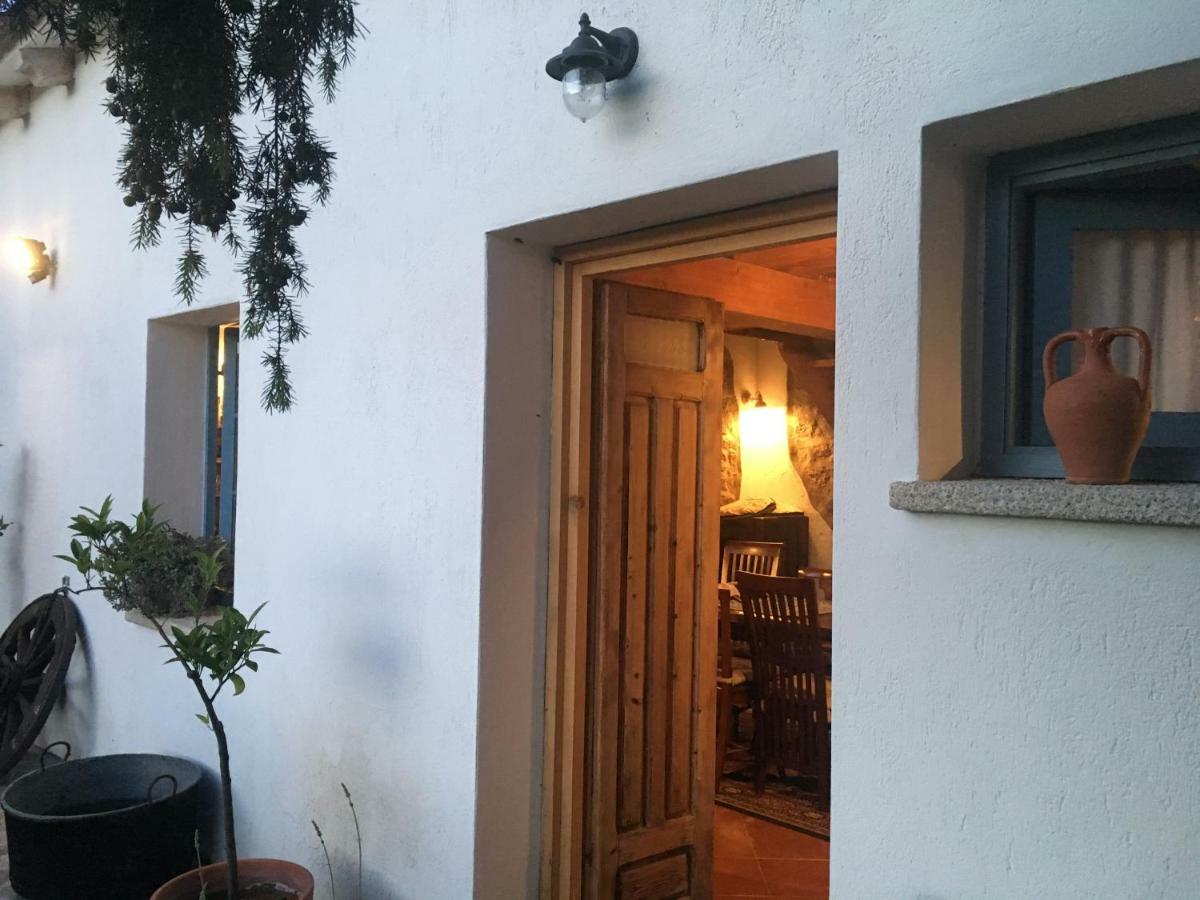 Agriturismo La Casa Delle Fate Loiri Porto San Paolo Luaran gambar