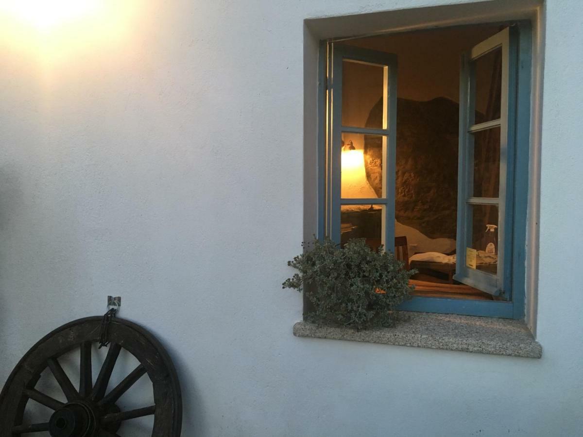 Agriturismo La Casa Delle Fate Loiri Porto San Paolo Luaran gambar